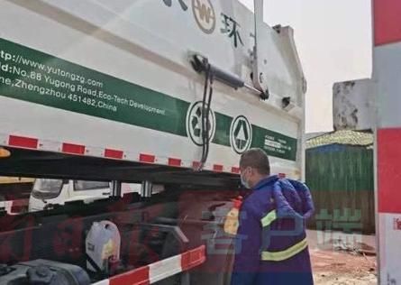 城市“美容師”：疫情不止，我們不散